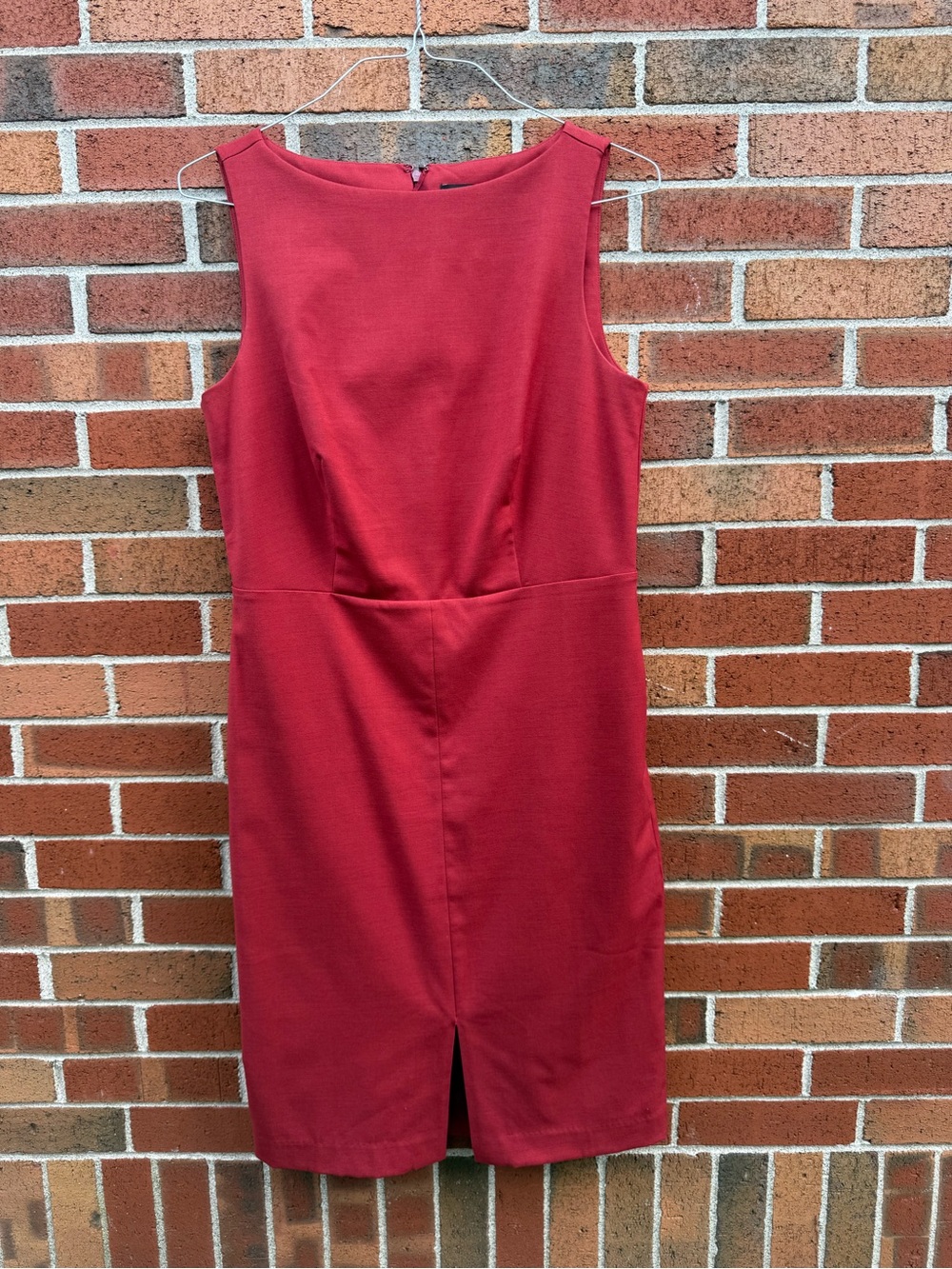 Ann Taylor Red Sheath Dress Size 10 Sleeveless Career Cocktail